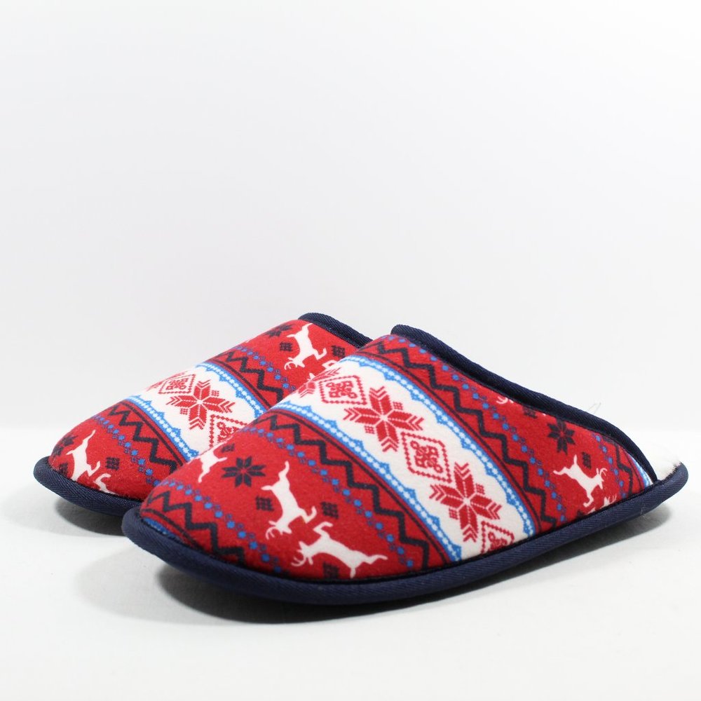 Nordstrom Fluffy Christmas Slipper Size XL (11-12)